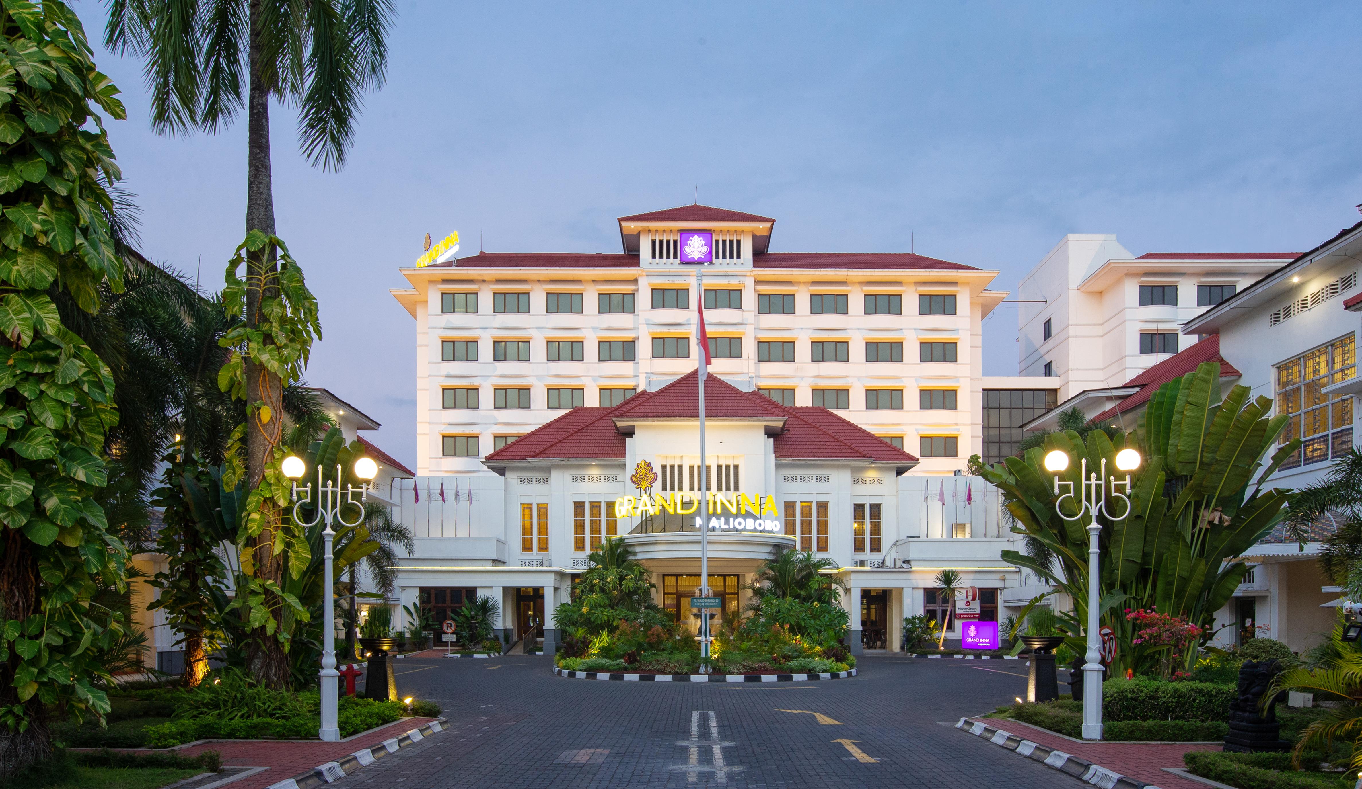 แกรนด์ อินนา มาลิโอโบโร Hotel ยอกยาการ์ตา ภายนอก รูปภาพ