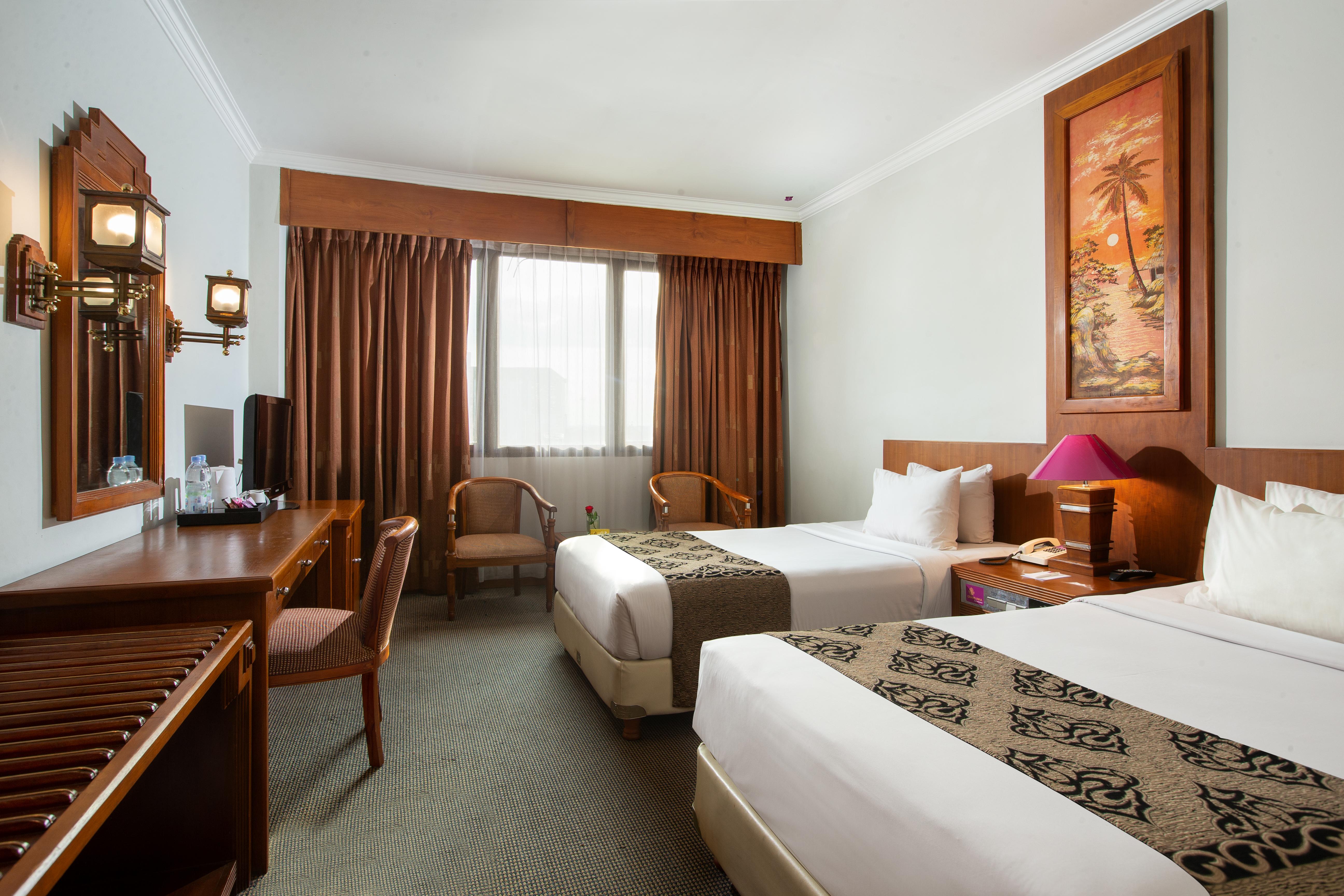 แกรนด์ อินนา มาลิโอโบโร Hotel ยอกยาการ์ตา ภายนอก รูปภาพ